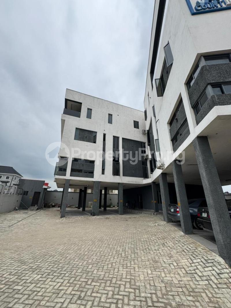 4 bedroom Flat / Apartment for sale Gbagada Lagos - 9