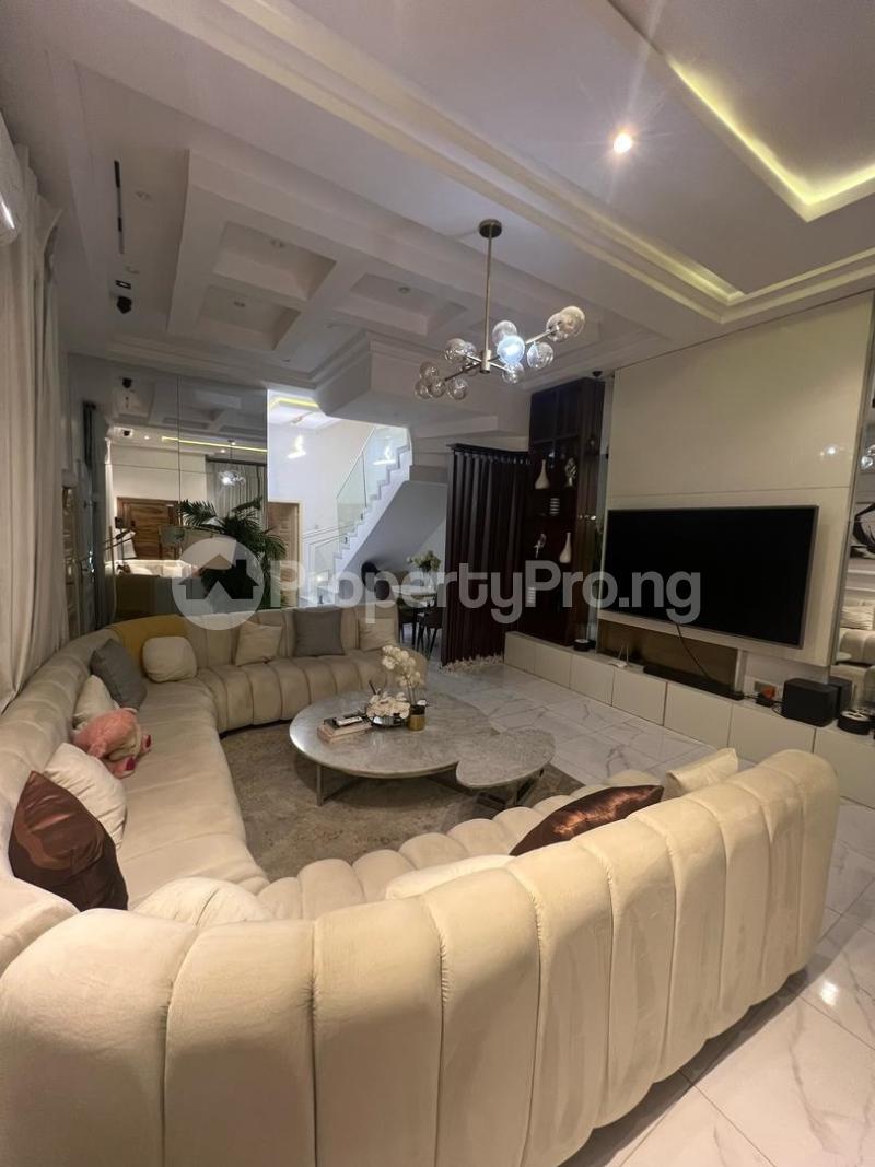4 bedroom House for sale Osapa london Lekki Lagos