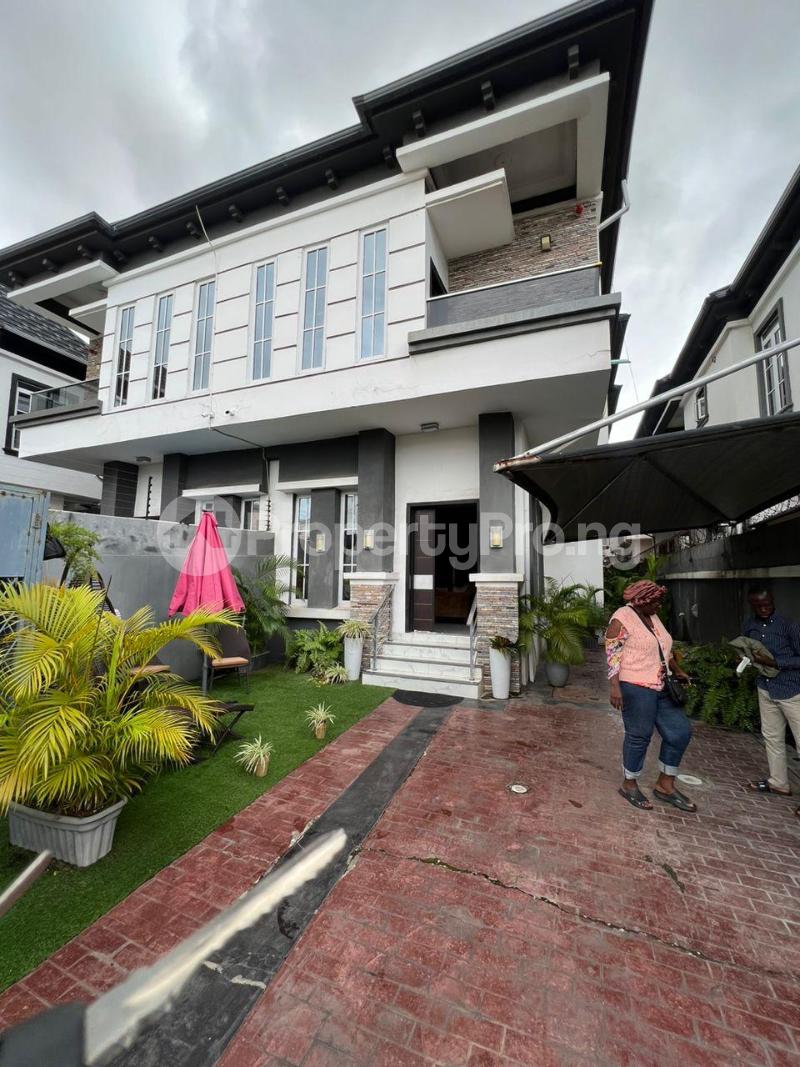 4 bedroom House for sale Chevy View Estate chevron Lekki Lagos