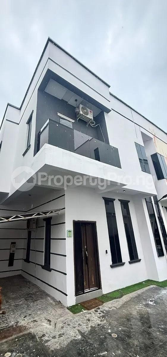 4 bedroom House for sale Royal Pine Estate, Orchid Road Lekki Lagos
