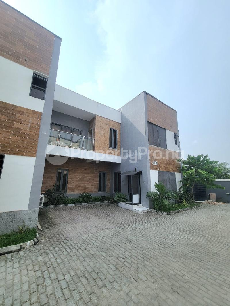 4 bedroom House for sale Ajayi Apata Off Lekki-Epe Expressway Ajah Lagos