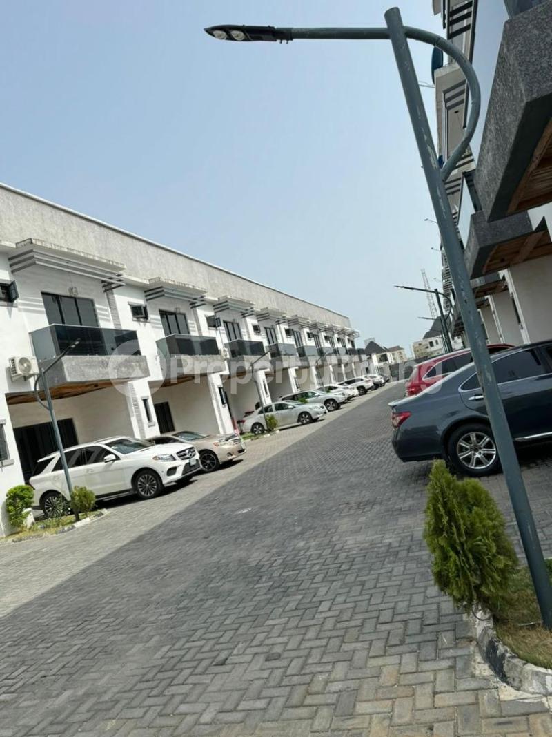 4 bedroom House for rent Osapa london Lekki Lagos