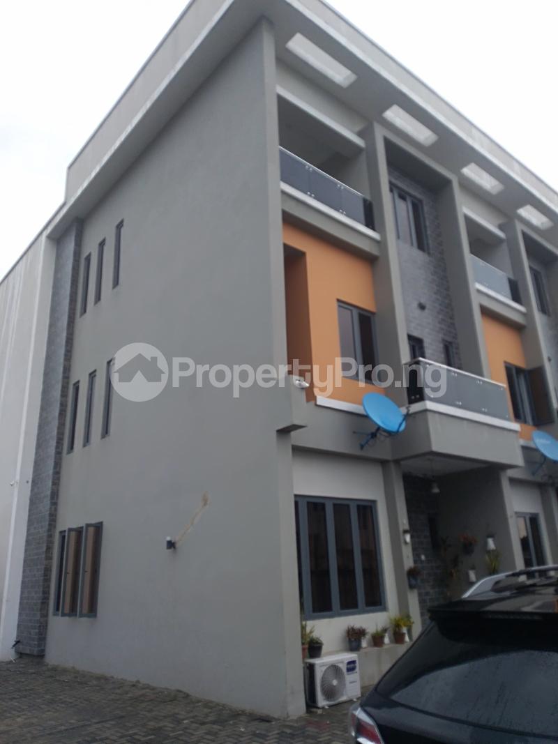 4 bedroom House for rent Lekki Scheme 2 Ajah Lagos