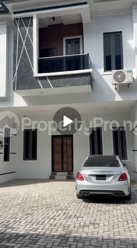 4 bedroom House for rent Dpkay Estate Orchid Road Lekki Lagos