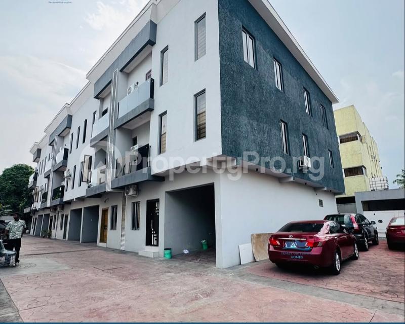 4 bedroom House for sale Shonibare Estate Maryland Lagos