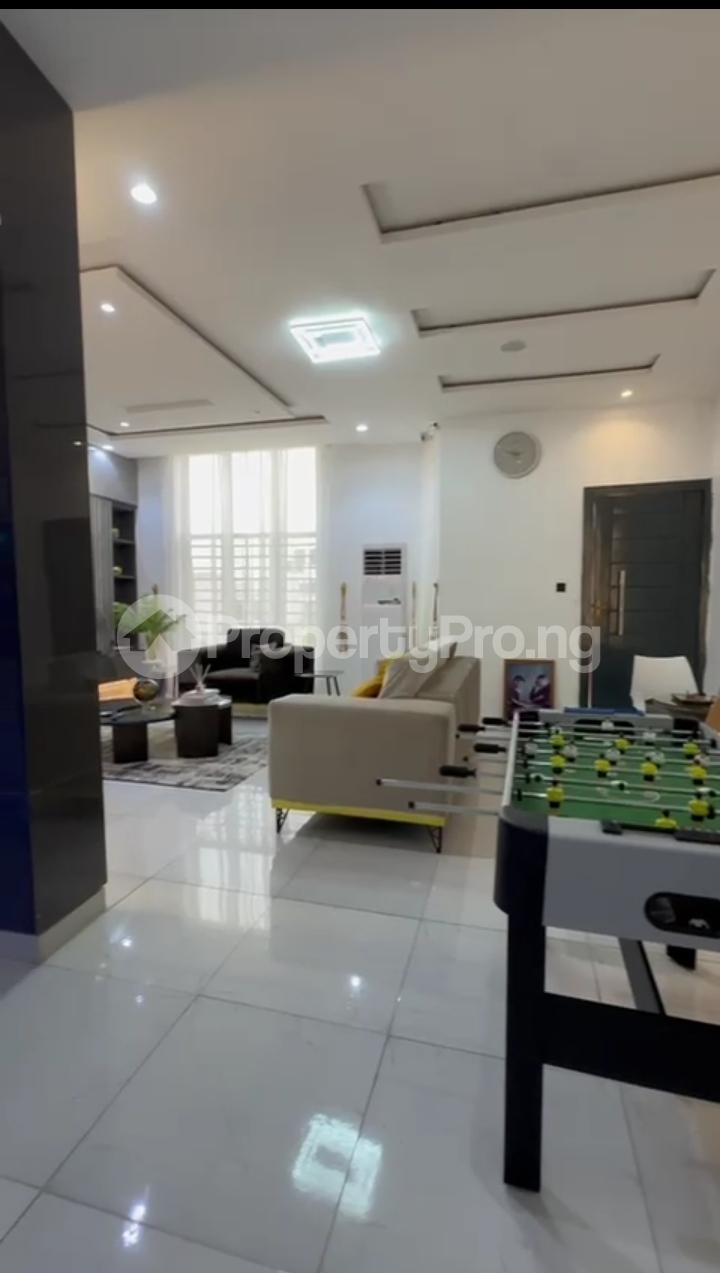 4 bedroom House for shortlet Lekki Lagos