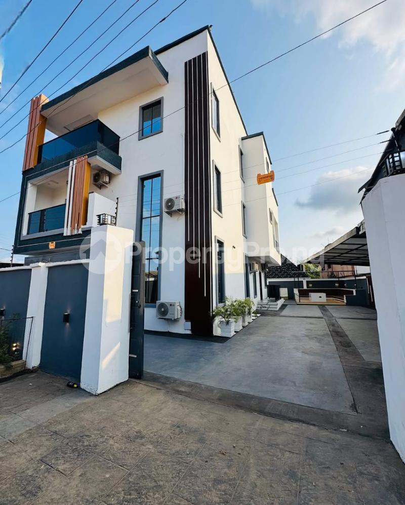 4 bedroom House for sale Estate Igando Ikotun/Igando Lagos