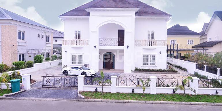 5 bedroom House for sale Carlton Gate Estate chevron Lekki Lagos