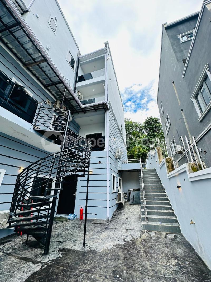 7 bedroom House for sale Guzape Abuja