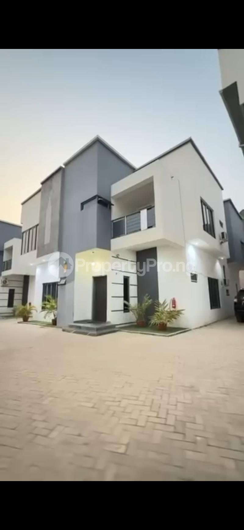 5 bedroom House for sale Guzape Abuja
