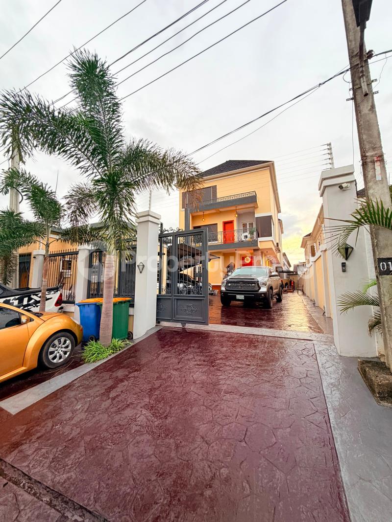 6 bedroom House for sale Magodo GRA Phase 2 Kosofe/Ikosi Lagos