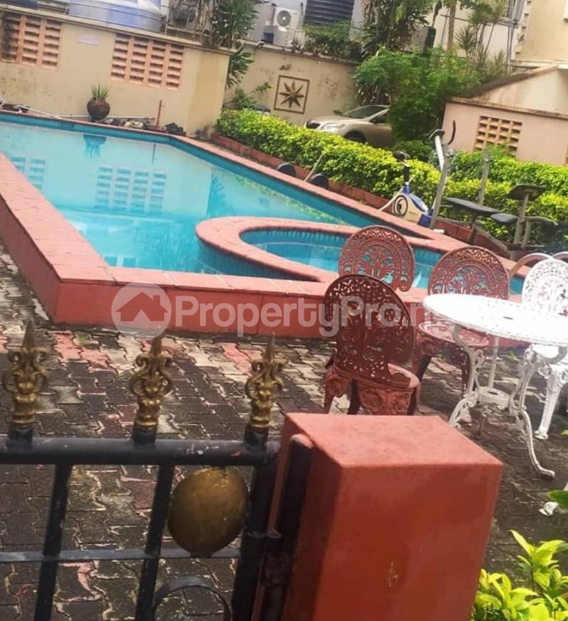 2 bedroom Flat / Apartment for sale Lovely Environment,off Fola Osibo Lekki 1 Lekki Phase 1 Lekki Lagos - 3
