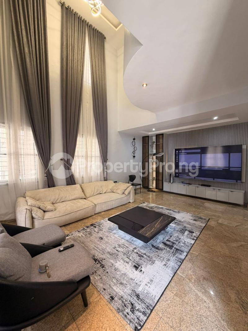 4 bedroom House for rent Oniru Estate, Victoria Island Lagos State. ONIRU Victoria Island Lagos