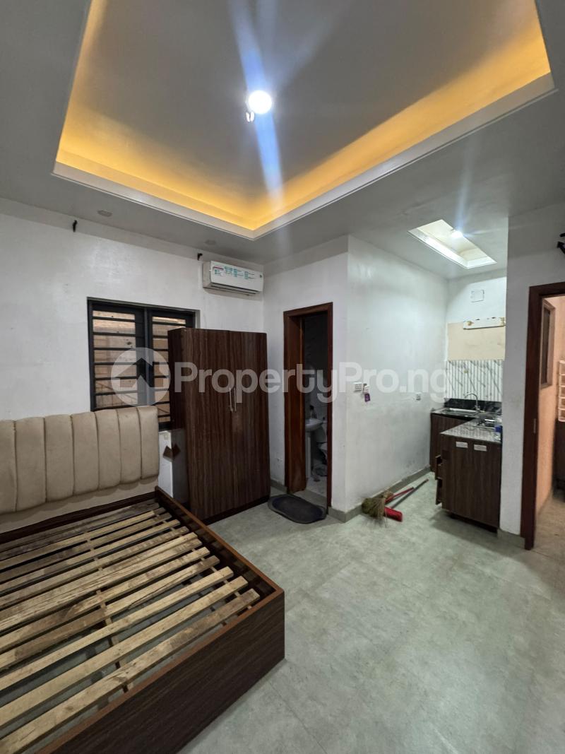 1 bedroom Flat / Apartment for rent Akoka Yaba Lagos