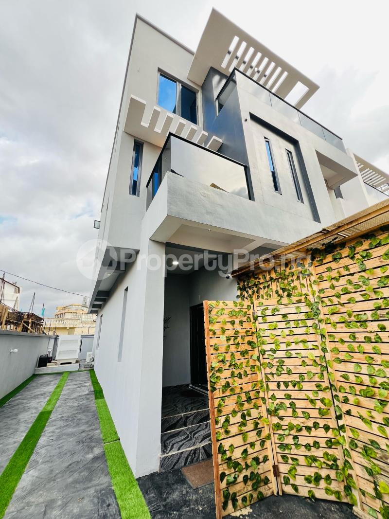 4 bedroom House for sale Ikeja Lagos