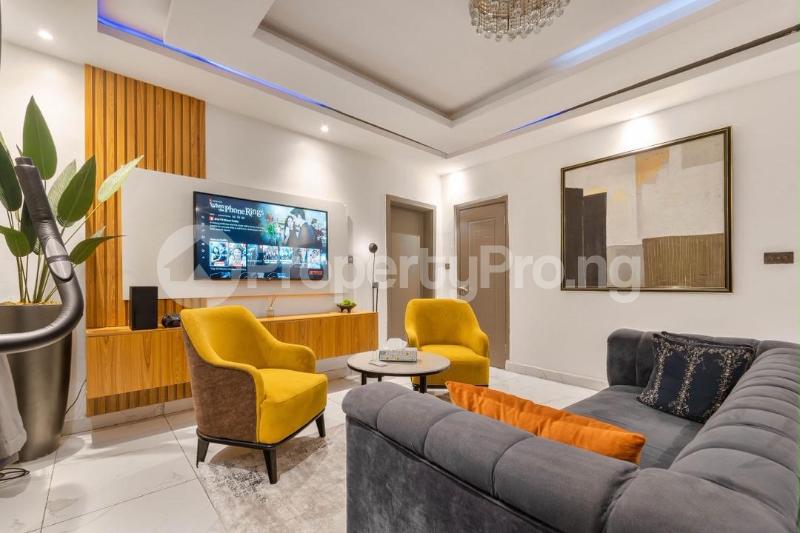 1 bedroom Flat / Apartment for sale Thomas estate Ajah Lagos
