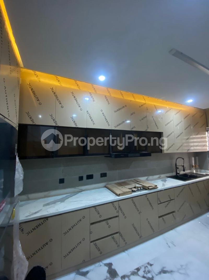 Flat / Apartment for rent ONIRU Victoria Island Lagos