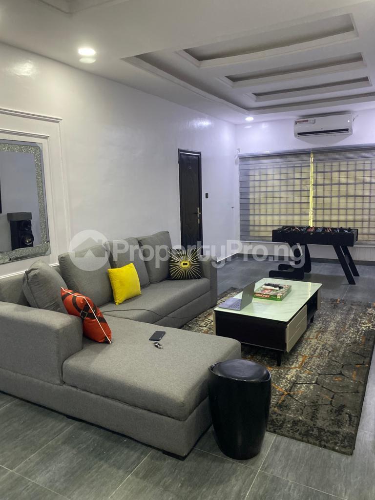 1 bedroom Flat / Apartment for rent Off Admiralty Lekki Phase 1 Lekki Lagos