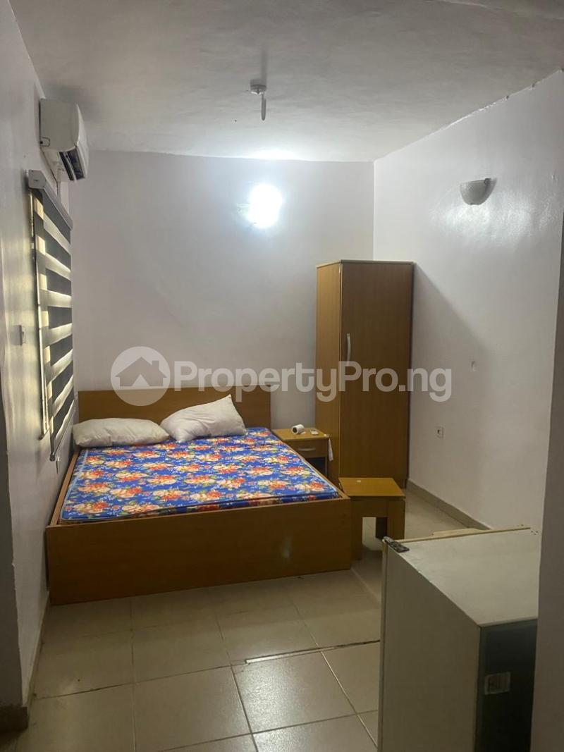 1 bedroom Flat / Apartment for rent  Alagomeji Yaba Lagos