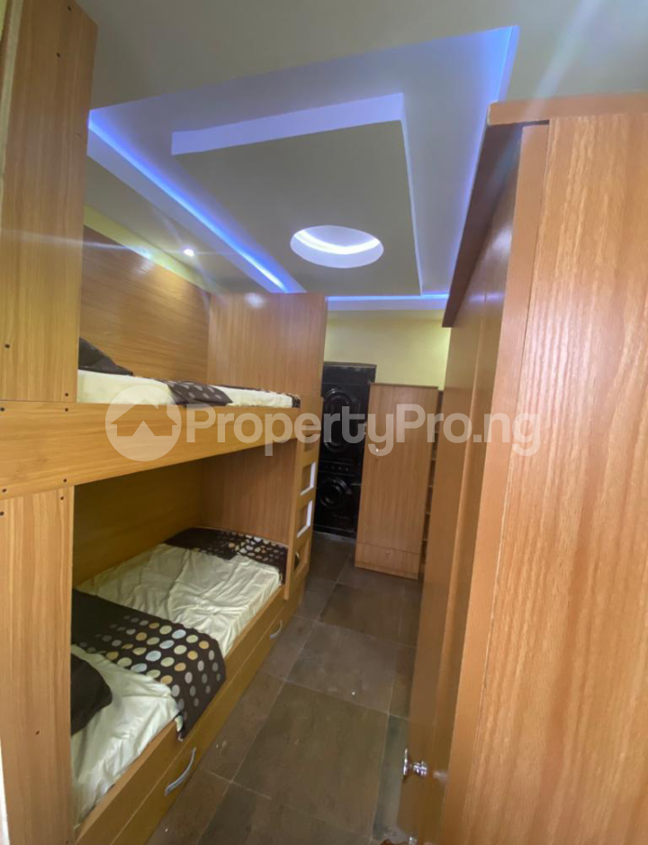 1 bedroom Flat / Apartment for sale Fola Agoro Yaba Lagos