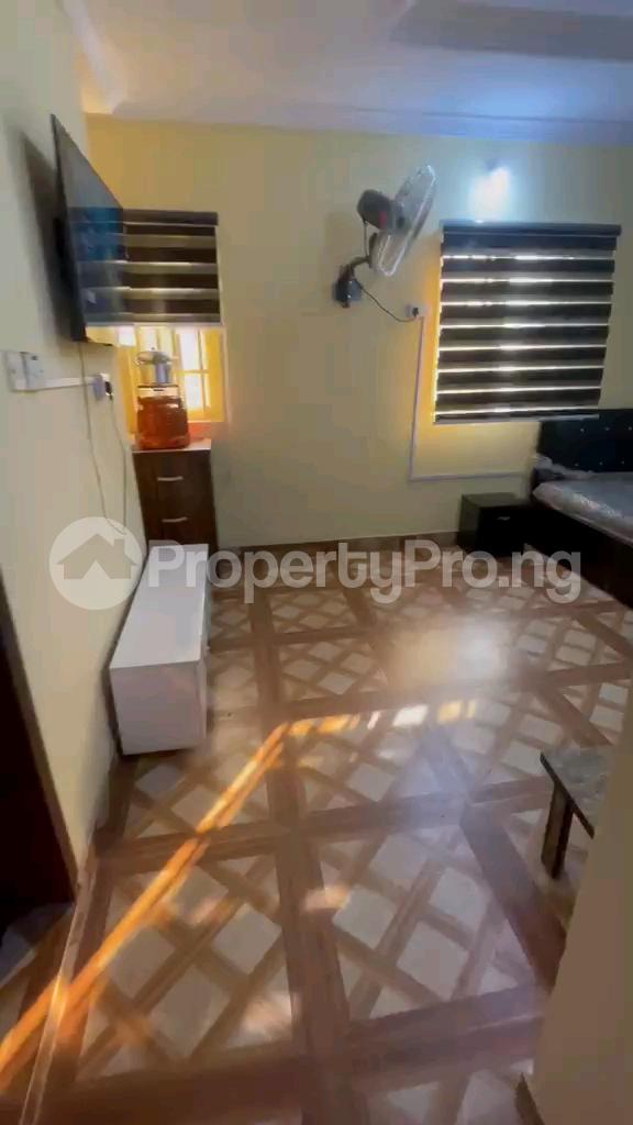 1 bedroom Flat / Apartment for rent Adekunle Yaba Lagos