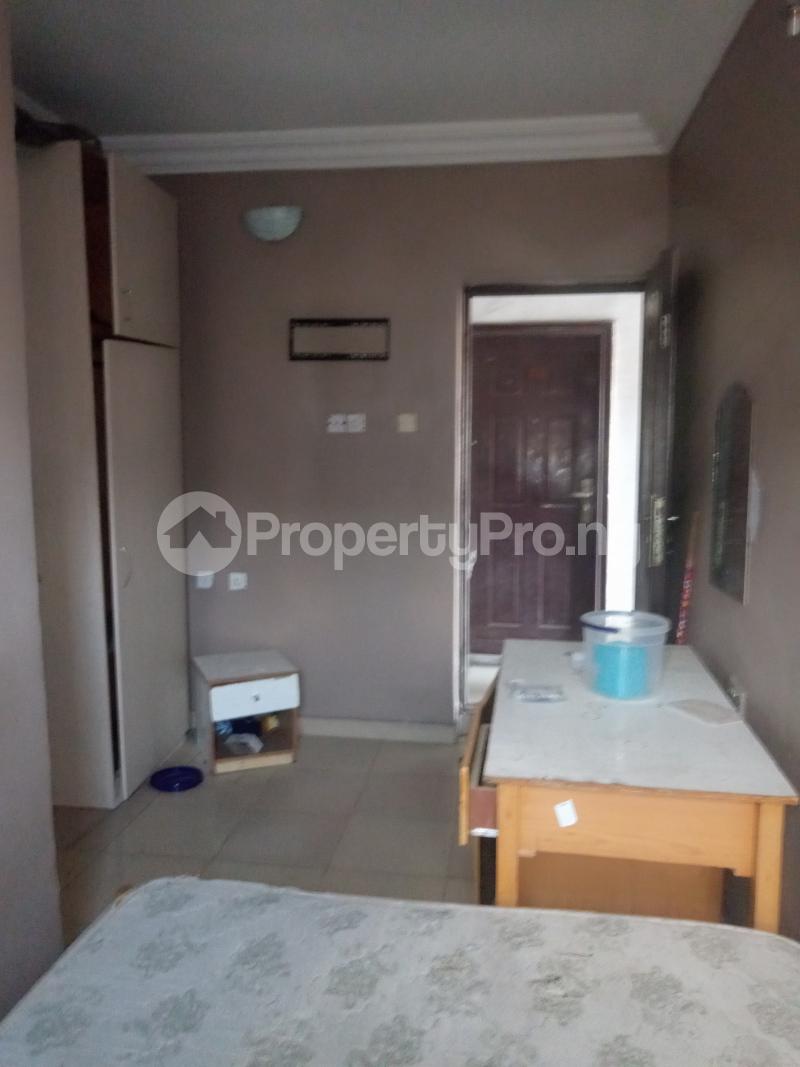 1 bedroom Flat / Apartment for rent Fadeyi Jibowu Yaba Lagos