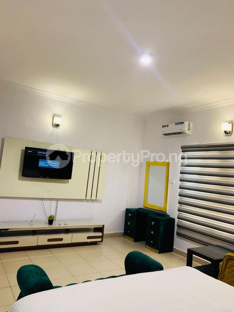 3 bedroom Flat / Apartment for rent Cadogan Estate Osapa london Lekki Lagos