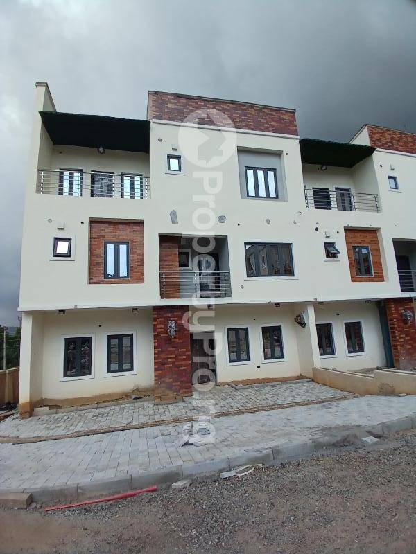 5 bedroom House for sale By Cedar Crest Hospital Apo Abuja