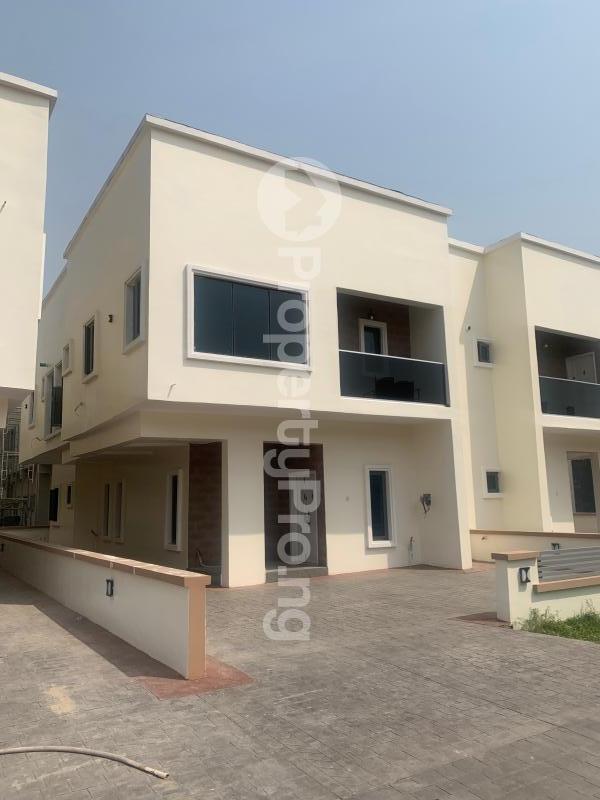 4 bedroom House for sale Lekki Lagos