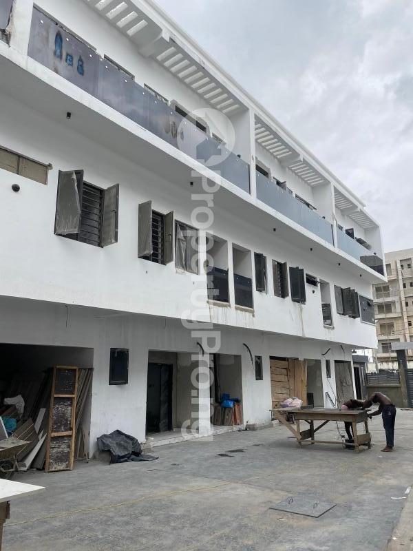 2 bedroom House for rent Lekki Phase 1 Lekki Lagos