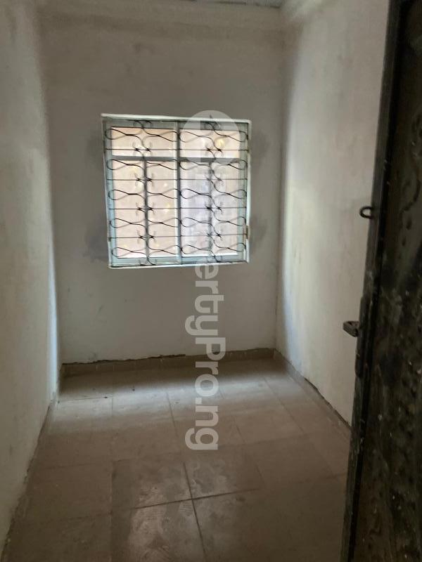 1 bedroom Flat / Apartment for rent Alagomeji Yaba Alagomeji Yaba Lagos