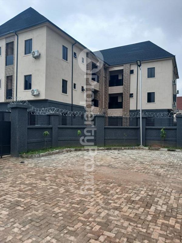 3 bedroom Flat / Apartment for rent Jabi By Dakibyu, Close To Ics Academy Abuja. ( Video Of The House Is Available) Jabi Abuja