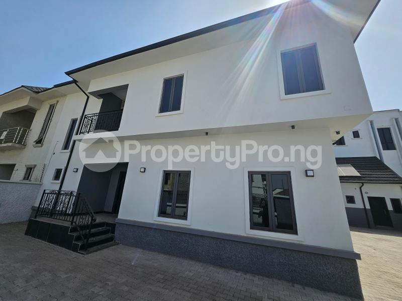 4 bedroom House for sale Idu/ochacho Estate Idu Abuja