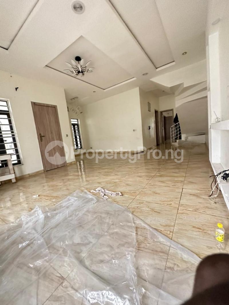 1 bedroom Flat / Apartment for rent chevron Lekki Lagos