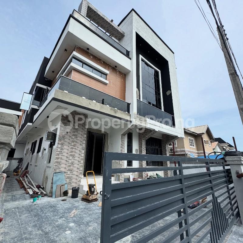 5 bedroom House for sale chevron Lekki Lagos