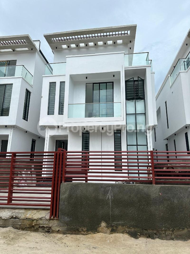 5 bedroom House for sale chevron Lekki Lagos