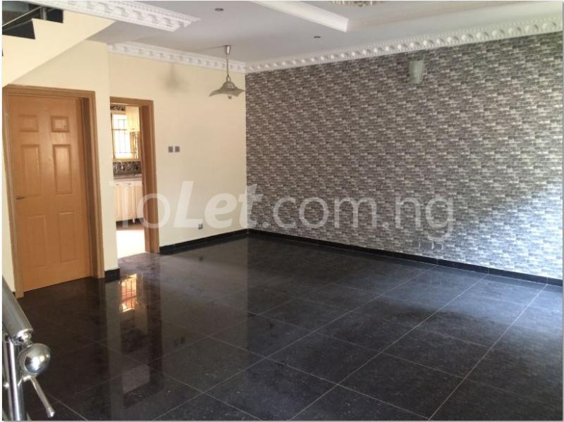 4 bedroom House for sale At Alternative Route chevron Lekki Lagos