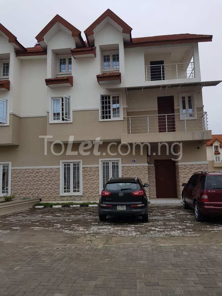 4 bedroom House for rent Cooplag Estate chevron Lekki Lagos