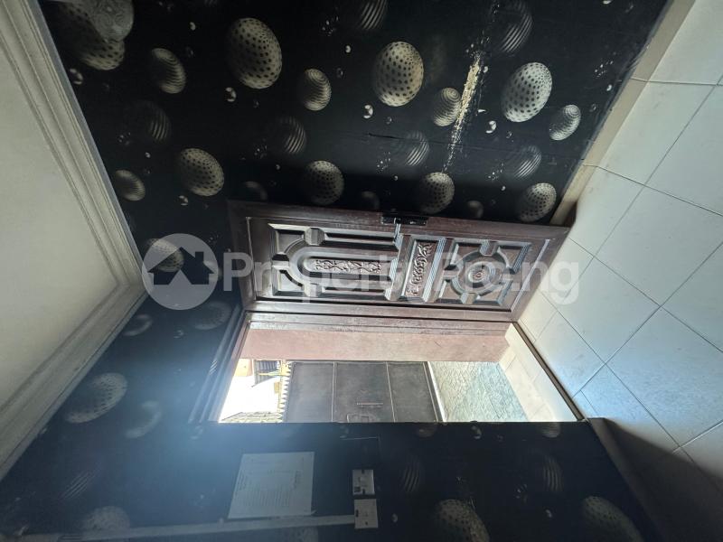 2 bedroom House for rent Off Tejuosh Road Ojuelegba Surulere Lagos