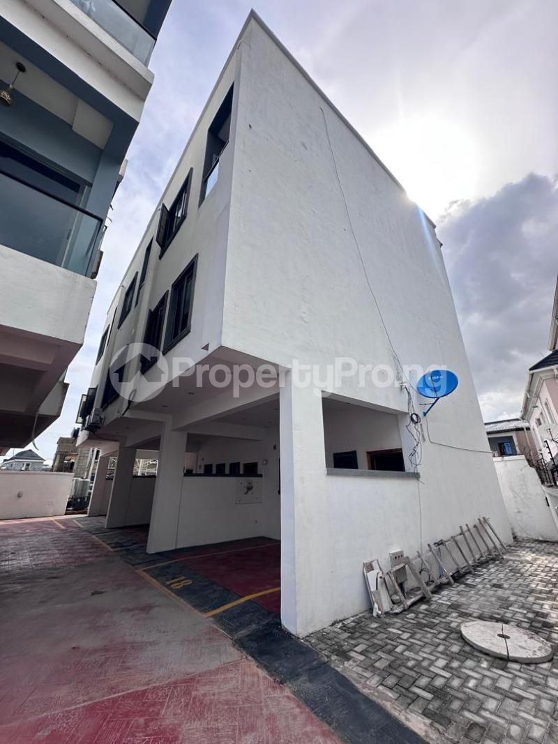 3 bedroom House for sale Ologolo Lekki Lagos