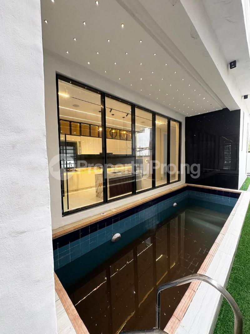 5 bedroom House for sale Lekki Scheme 2 Ajah Lagos