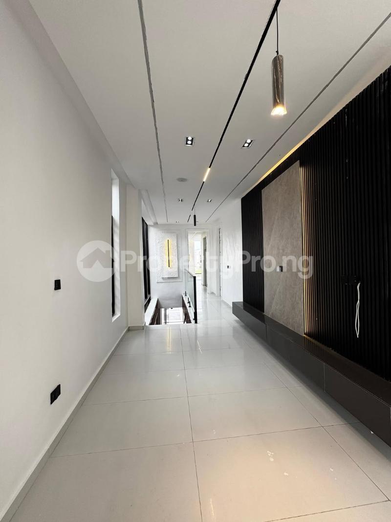 5 bedroom House for sale Lekki Scheme 2 Ajah Lagos