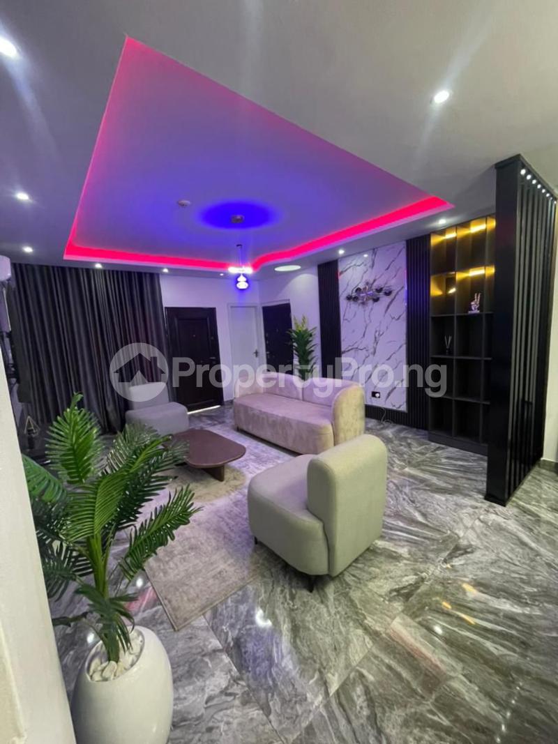 3 bedroom Flat / Apartment for rent ONIRU Victoria Island Lagos