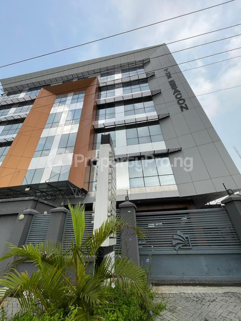 Commercial Property for rent Admiralty Way Lekki Phase 1, Lagos State. Lekki Phase 1 Lekki Lagos