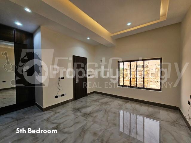 6 bedroom Flat / Apartment for sale Old Ikoyi Ikoyi Lagos