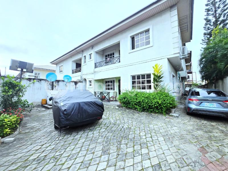 3 bedroom Flat / Apartment for rent Lekki Phase 1 Lekki Lagos