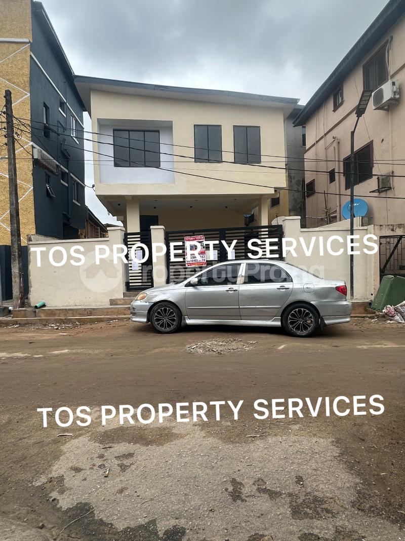 Commercial Property for rent Yaba, Lagos. Yaba Lagos