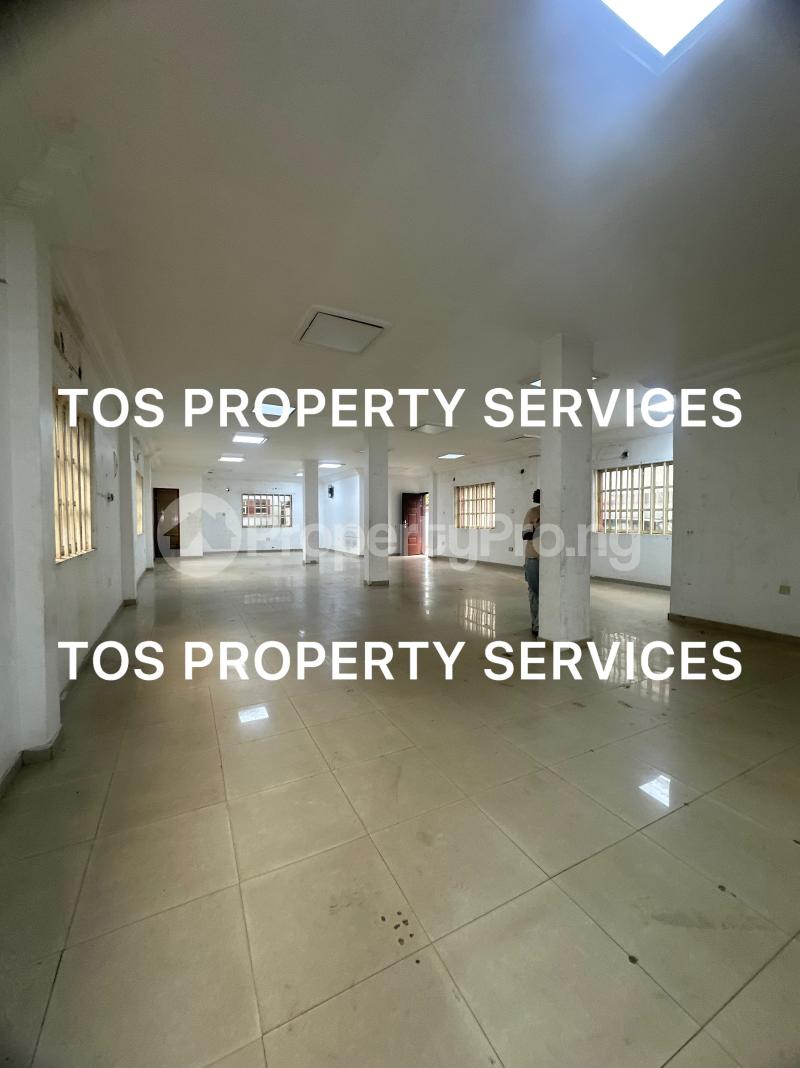 Commercial Property for rent Sabo Alagomeji, Yaba Alagomeji Yaba Lagos