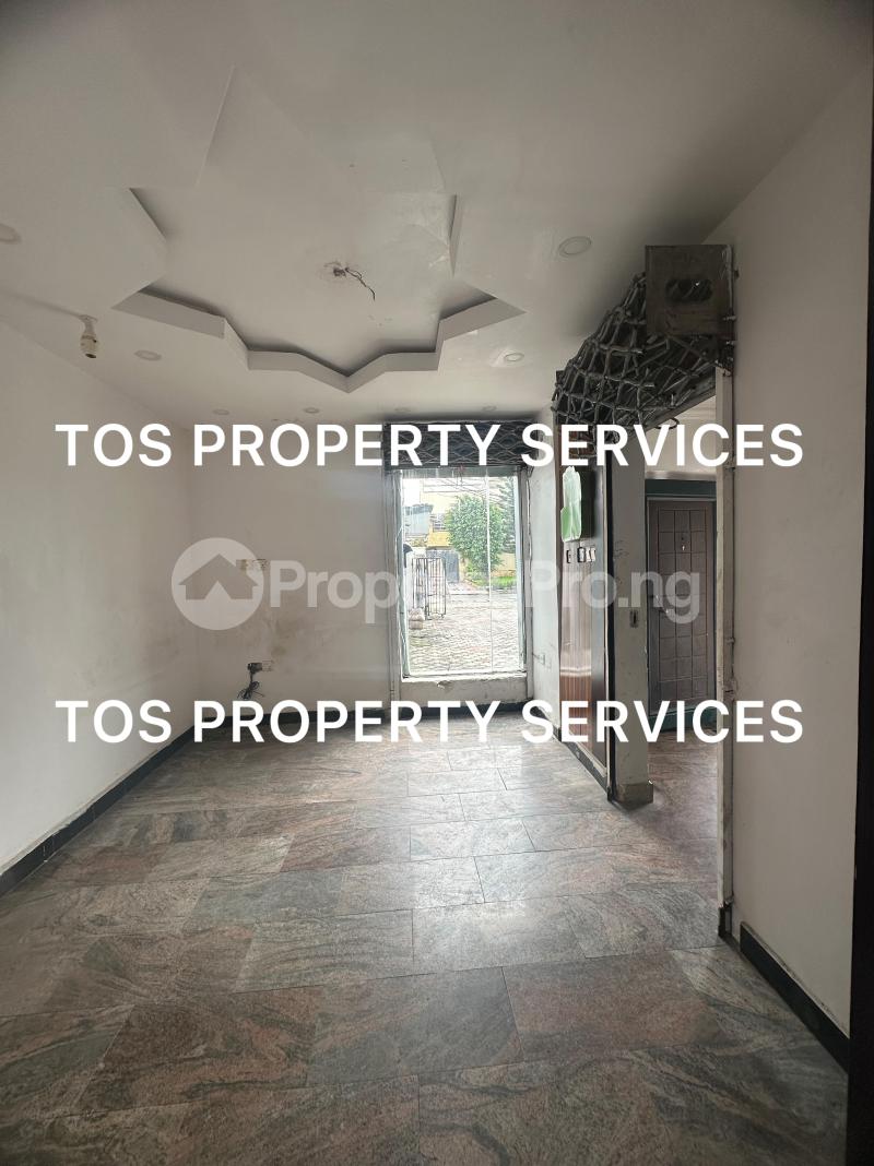 Commercial Property for rent Lekki Phase 1, Lagos. Lekki Phase 1 Lekki Lagos
