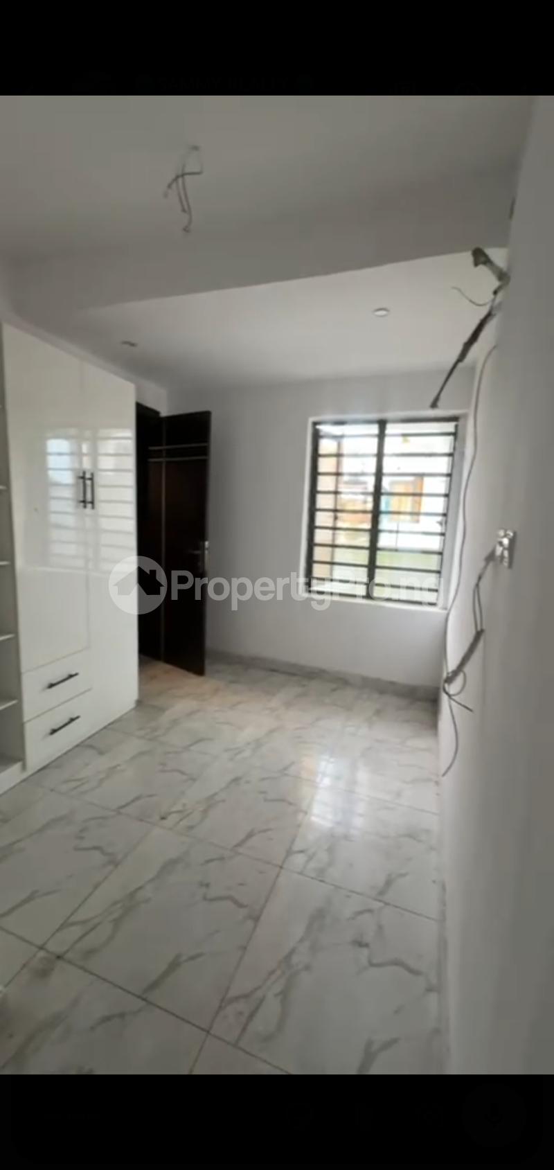 1 bedroom Flat / Apartment for rent Ologolo Jakande Lekki Lagos